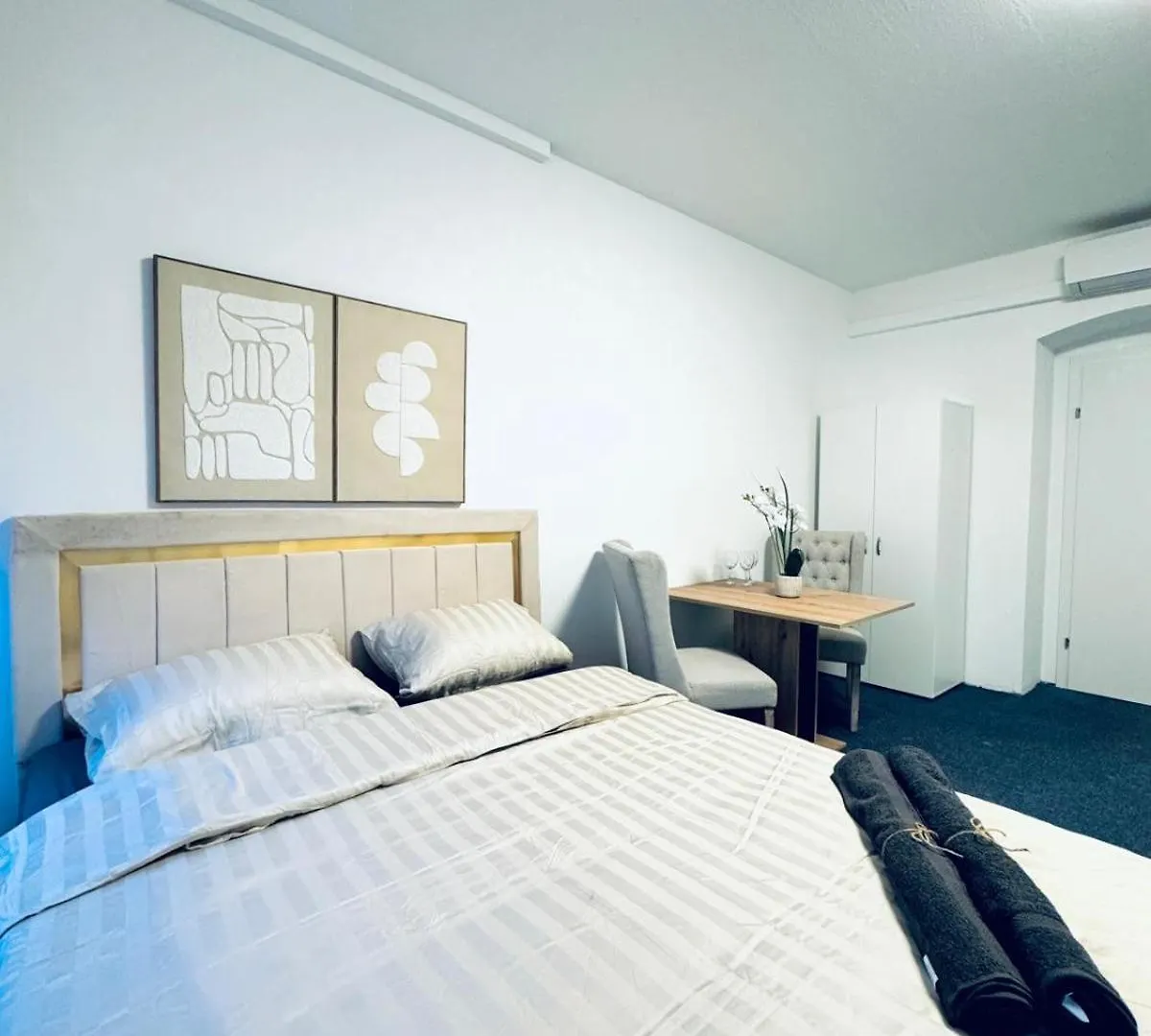7Br Apartment For Big Groups, With Great Location Viyana 0*,  Avusturya