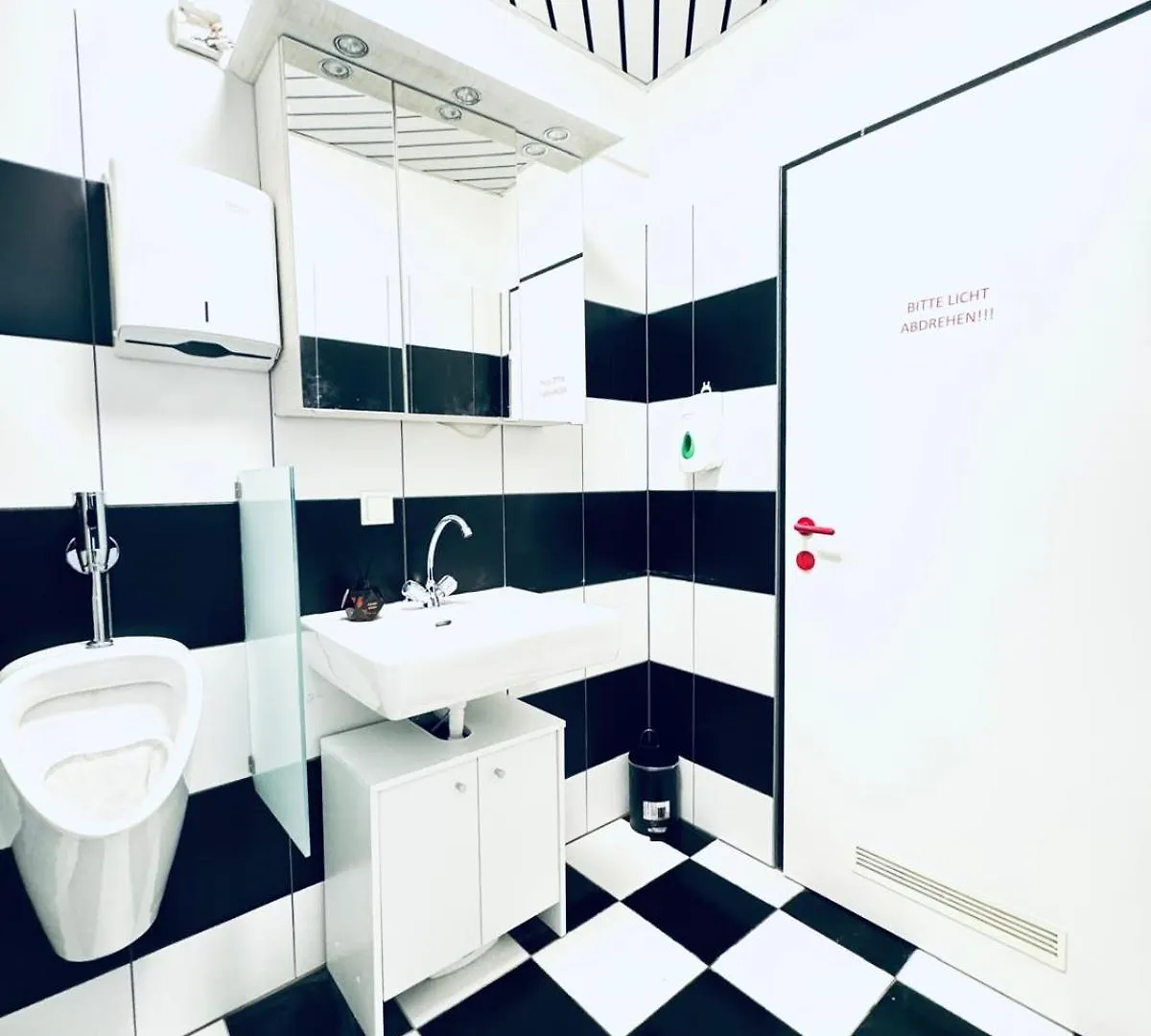 7Br Apartment For Big Groups, With Great Location Viyana 0*,  Avusturya